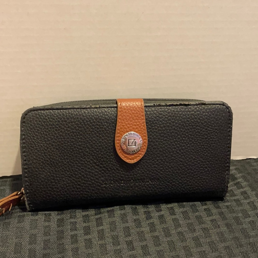 STONEMOUNTAIN LEATHER WALLET